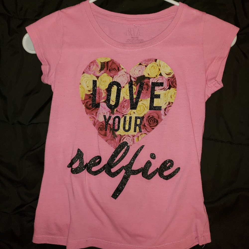 Girls shirt size 7/8